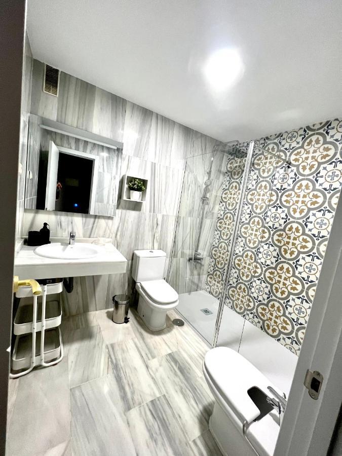 Apartamento Puerto Deluxe Málaga Exterior foto